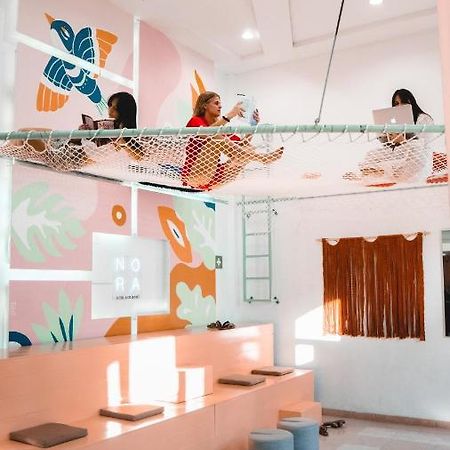 Nora Downtown Hotel Гуадалахара Екстериор снимка