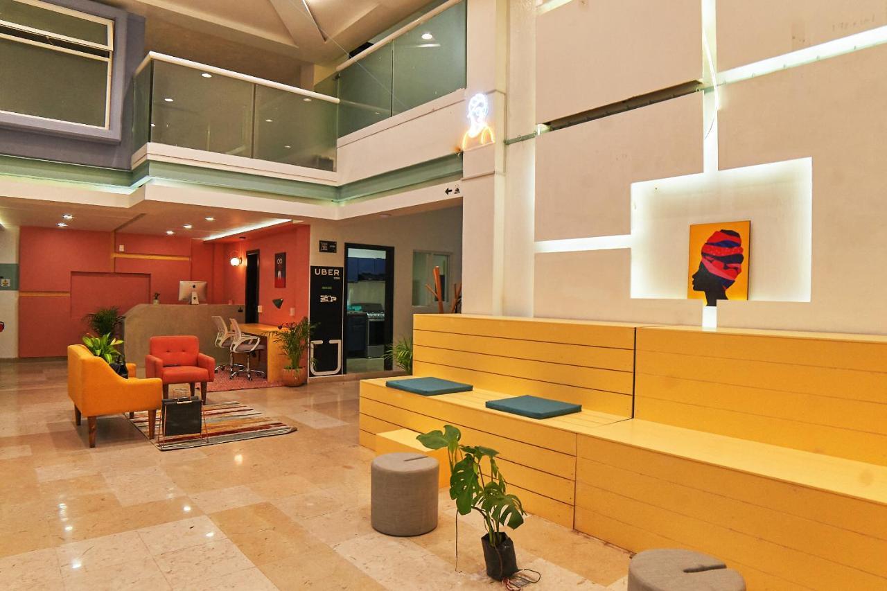 Nora Downtown Hotel Гуадалахара Екстериор снимка