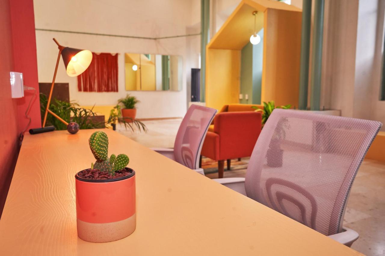 Nora Downtown Hotel Гуадалахара Екстериор снимка