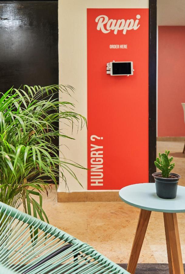 Nora Downtown Hotel Гуадалахара Екстериор снимка