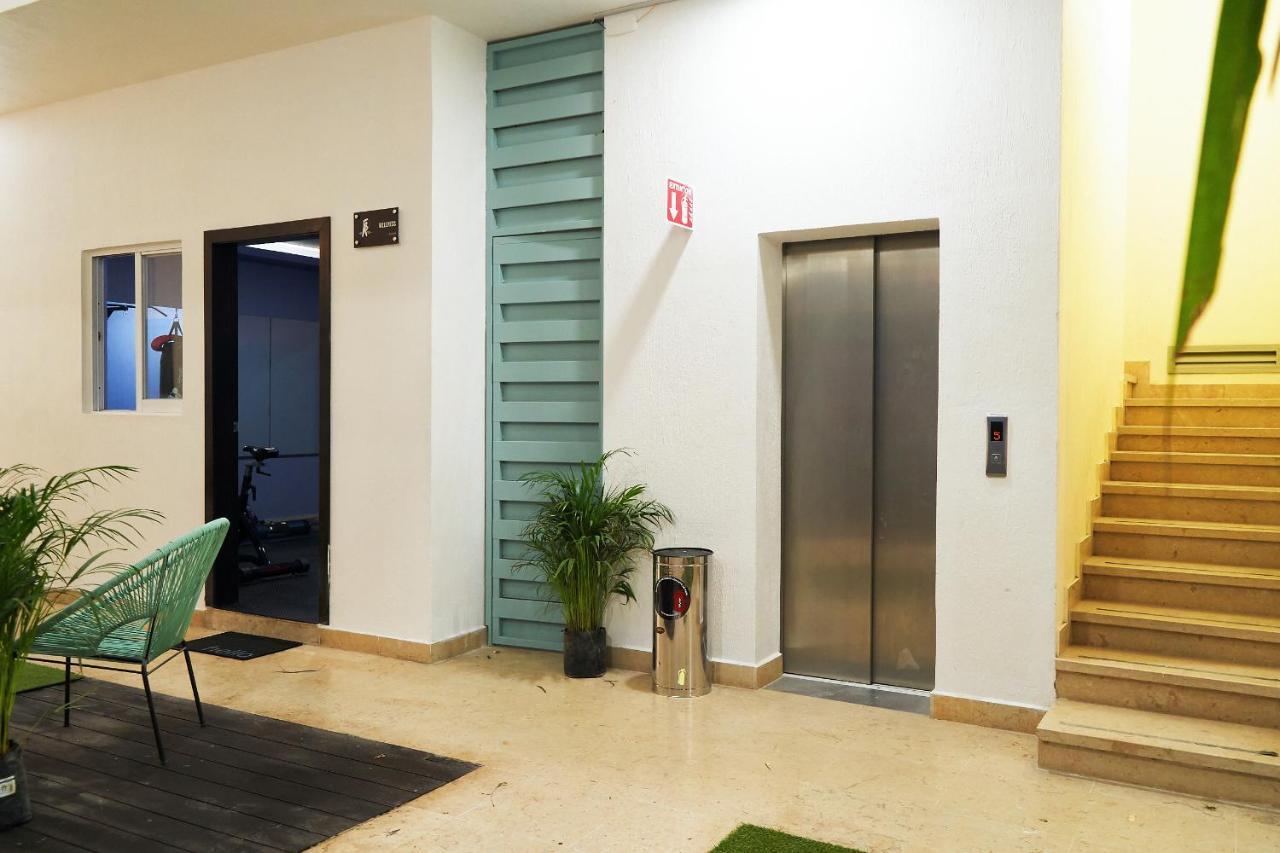 Nora Downtown Hotel Гуадалахара Екстериор снимка