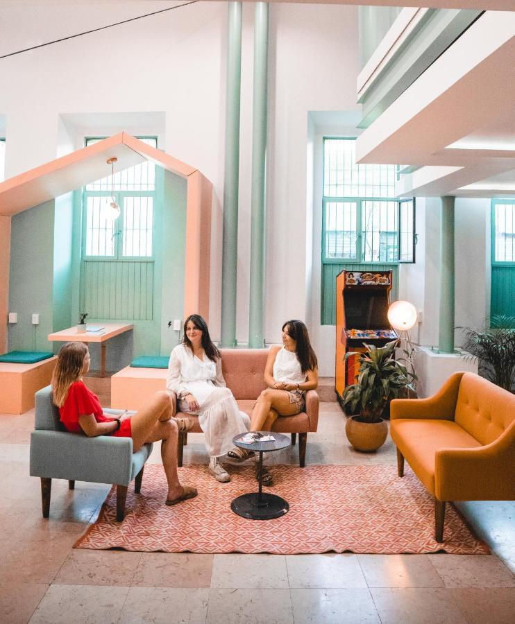 Nora Downtown Hotel Гуадалахара Екстериор снимка